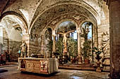 Verona - San Fermo Maggiore - Altare della chiesa inferiore 